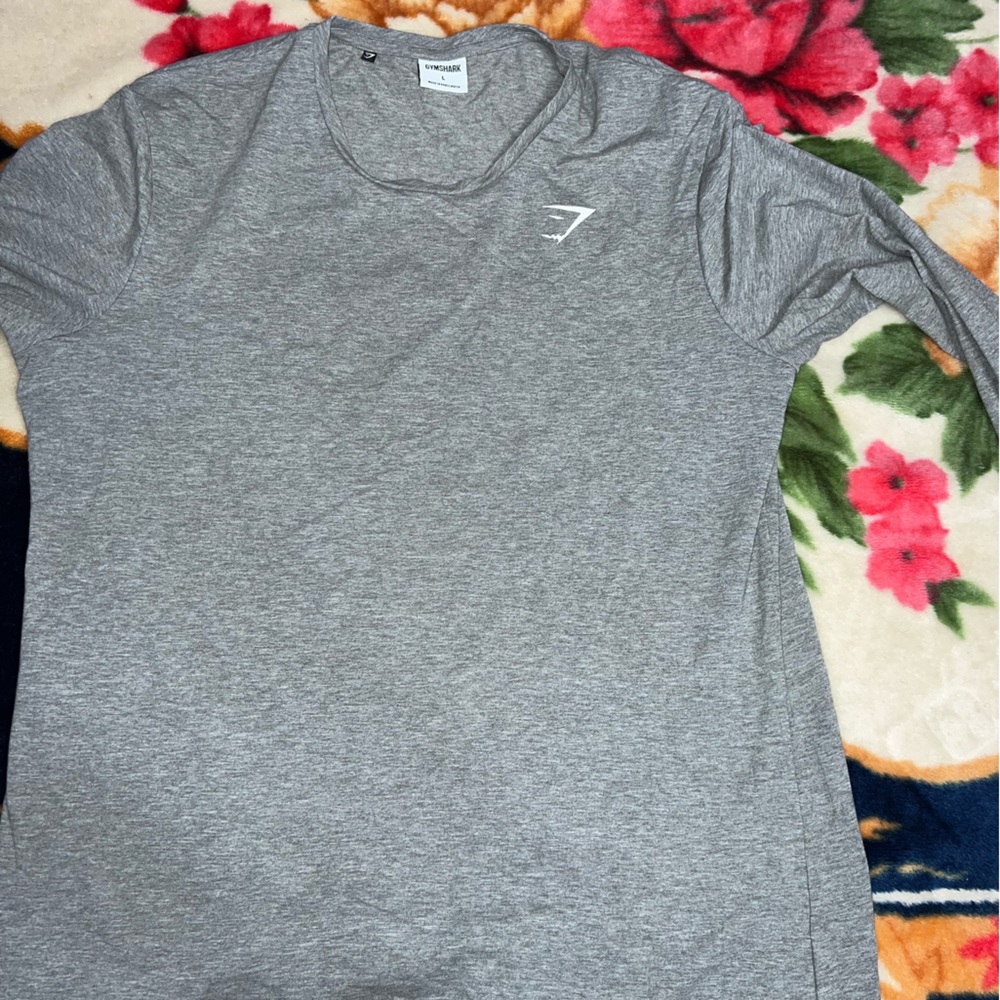 Mens long sleeve gym shark shirt size large